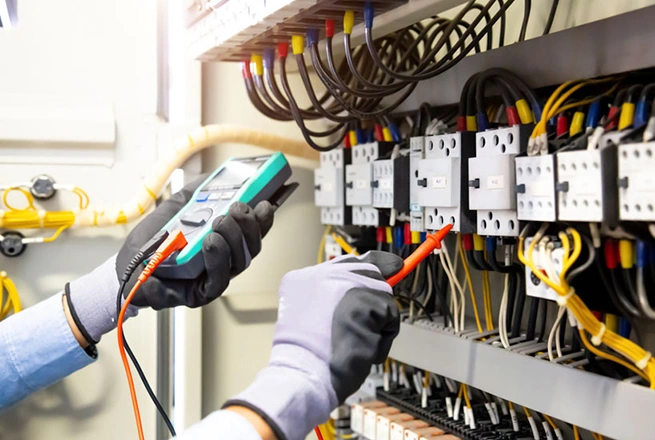 RELIABLE SURGE PROTECTION SOLUTIONS BY A&T ELECTRICAL CONTRACTORS (3 images 655 X 440) 2